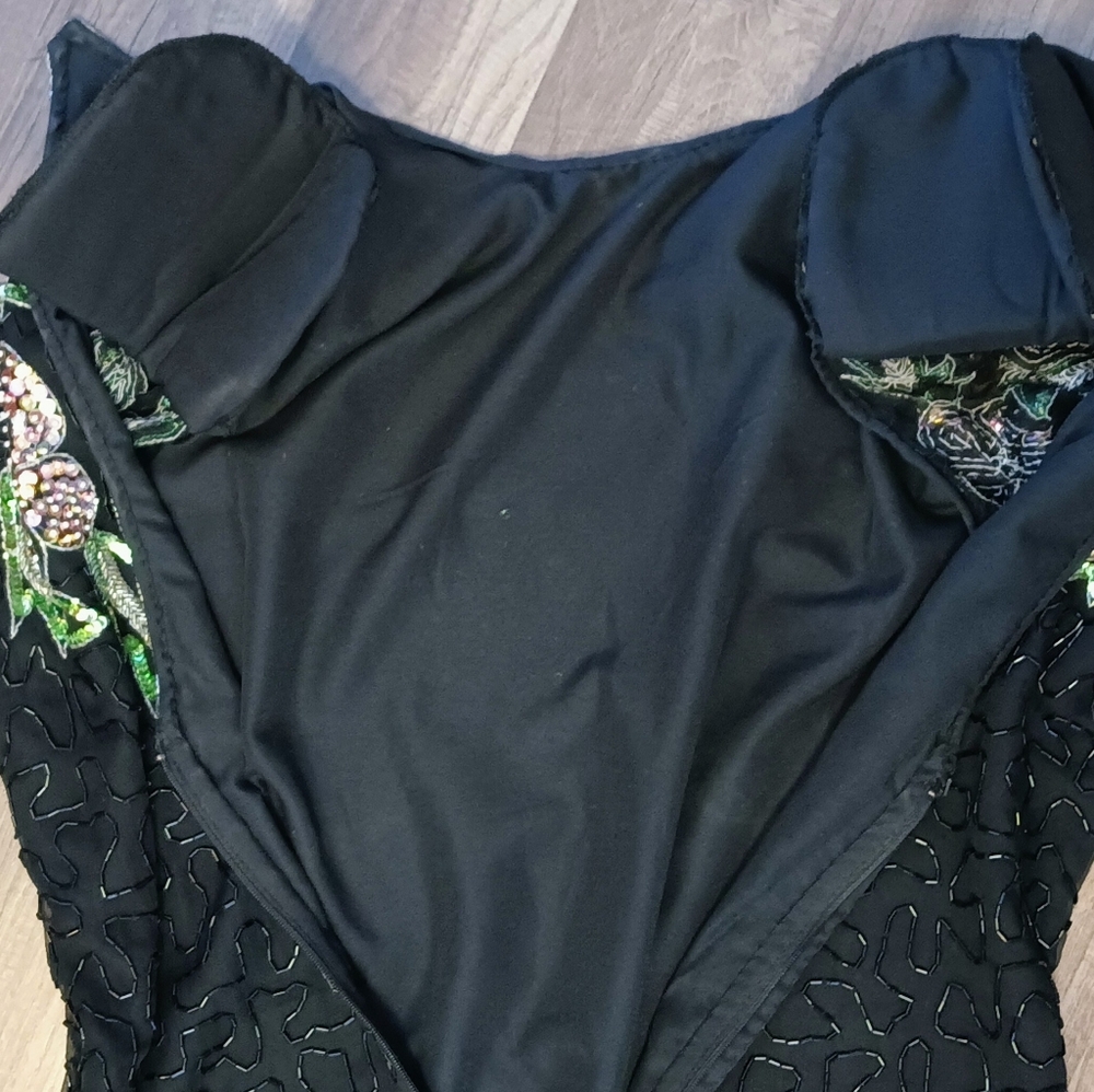 𝗟𝗮𝘂𝗿𝗲𝗻𝗰𝗲 𝗞𝗮𝘇𝗮𝗿 𝗩𝗧𝗚.𝗦𝗲𝗾𝘂𝗶𝗻 𝗙𝗹𝗼𝗿𝗮𝗹 𝗗𝗿𝗲𝘀𝘀 - Picture 12 of 13